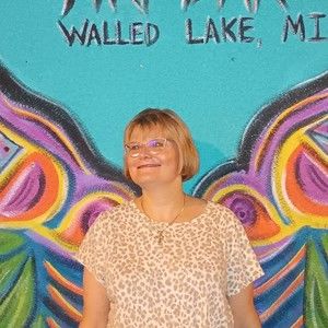 Meet your Posher, Valeri